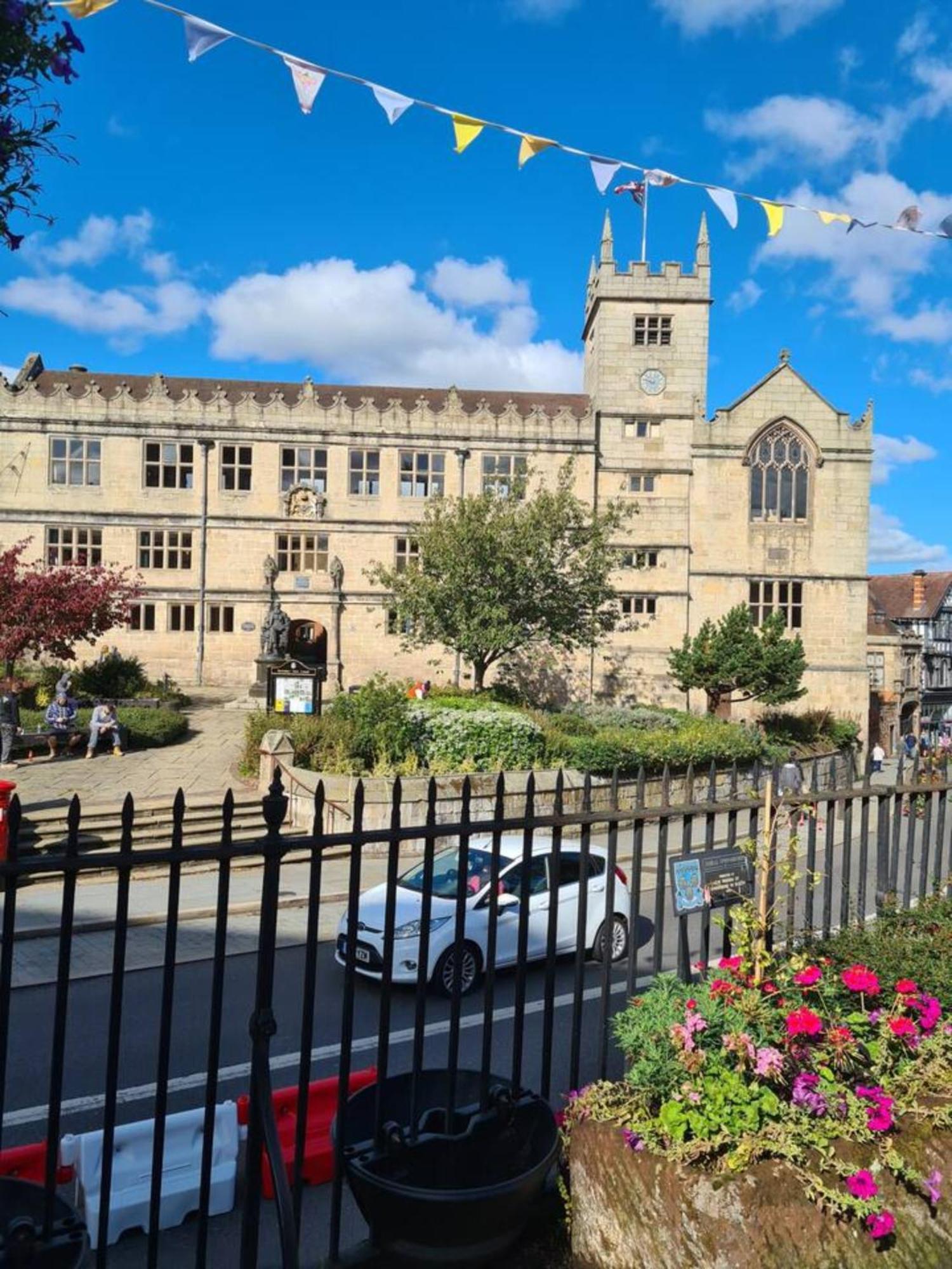 Appartement Cosy Corner - Town Centre Flat With Free Nearby Parking à Shrewsbury Extérieur photo